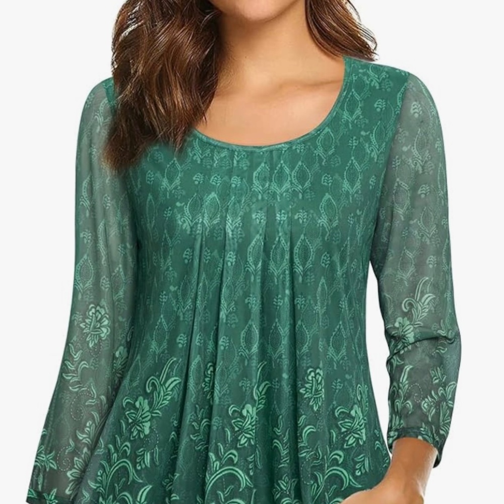 Valolia Super Soft Top - Size XL NWT